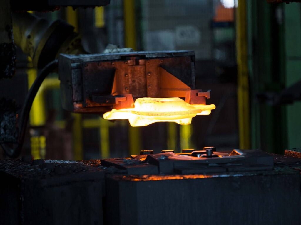 Berco_Hydraulic Mining Shovel in production