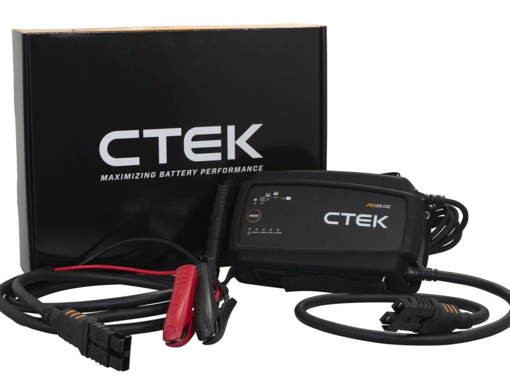 CTEK PRO25_CIC_box