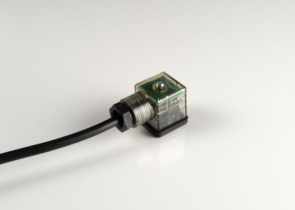 ATAM -Connettore Forma A con sensing integrato 01 - piccola